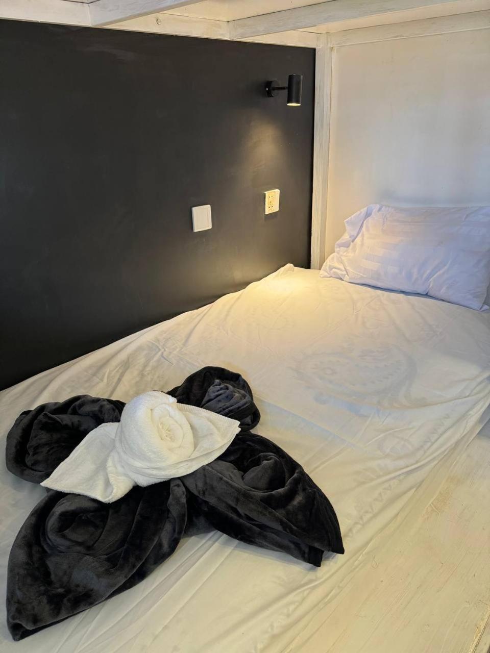 The Hive Hotel Siem Reap Exterior photo
